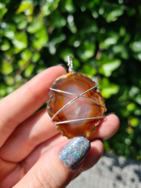 Agate pendant (brown)