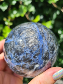 Sodalite sphere (shiller effect)