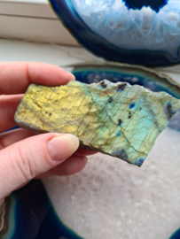 Labradorite half polished (gold/green)