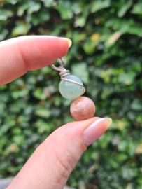 Green aventurine pendant with sun/moonstone (silver plated)