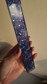 Incense holder (space hearts)
