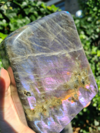 Labradoriet vrije vorm (paars/blauw)