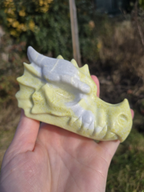 Gele serpentijn draak