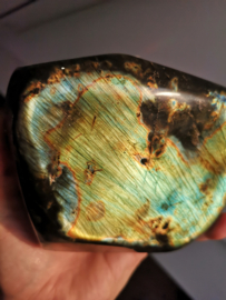 Labradorite free form (lightgreen/yellow)