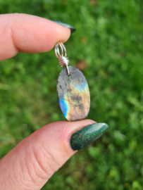 Labradoriet hanger (silver plated)