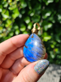 Labradorite pendant royal blue