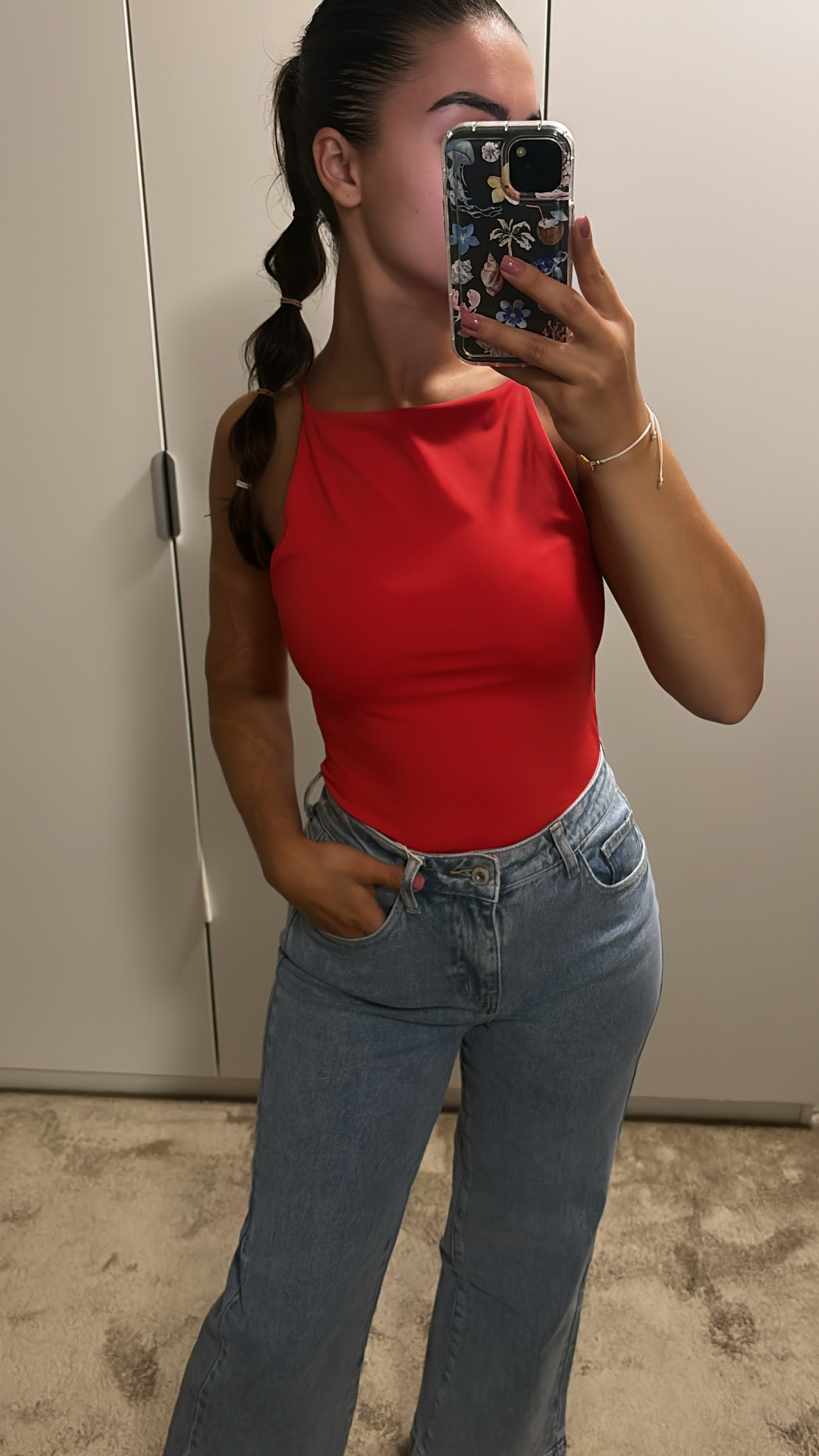 Basic travel top rood
