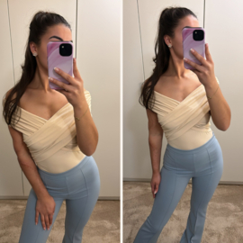 Off shoulder body beige