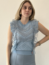 Top met kant details blauw
