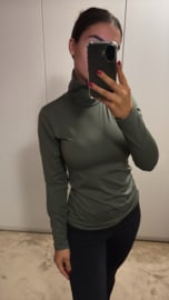 Basic travel col army green