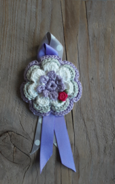 Broche gehaakt " lilla "