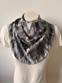 SS 002 Grijze figuren