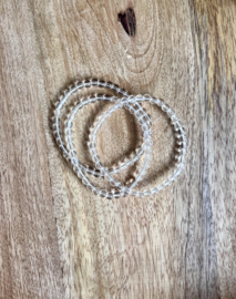 Bergkristal kinderarmband  4 mm