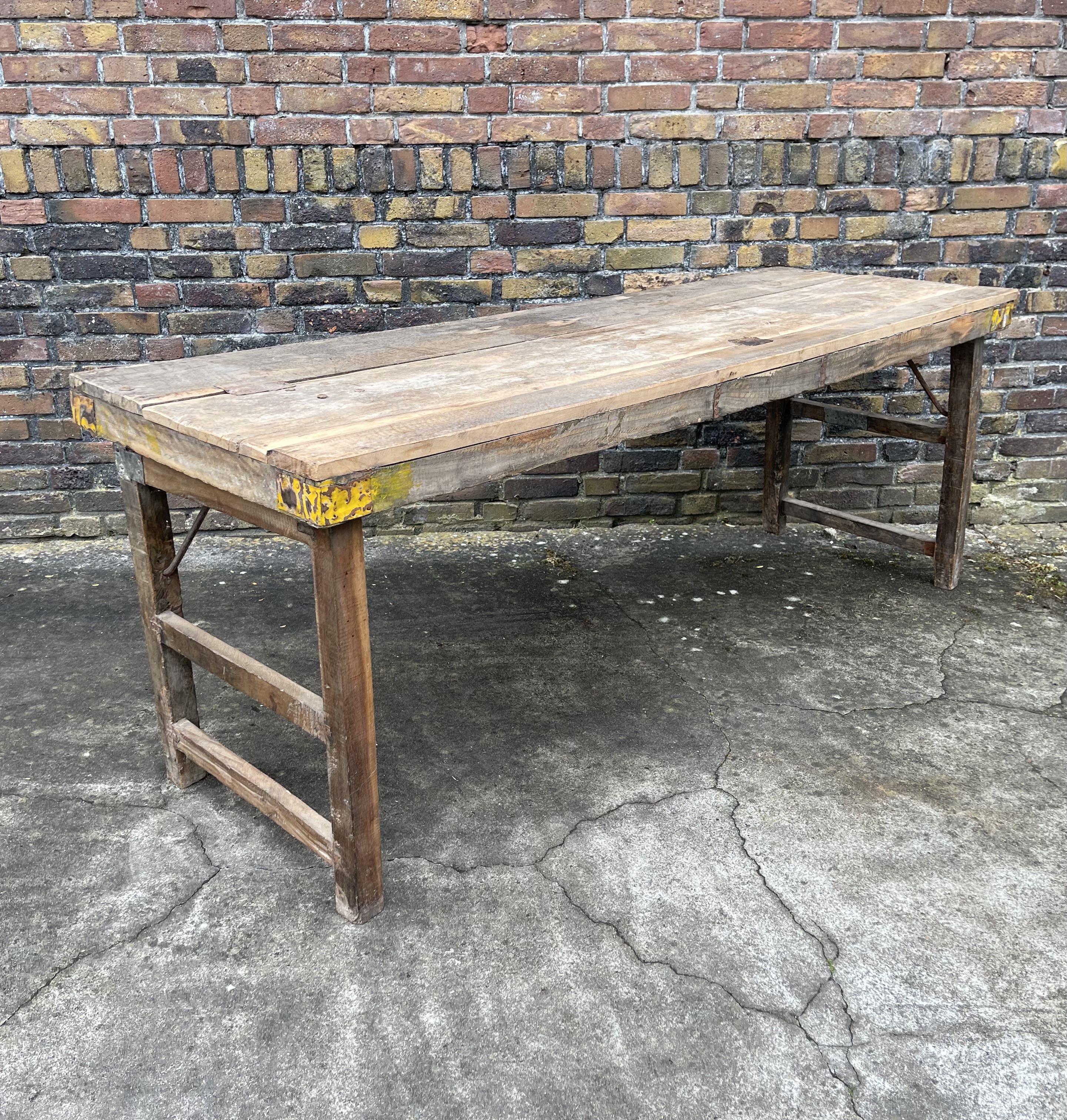 Indiase markttafel, sidetable