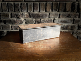 cakevorm met deksel -m