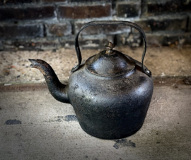 theepot gietijzer