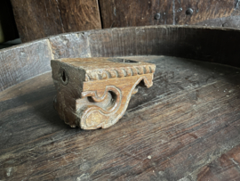 houten ornament  wandkandelaar - K SR