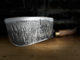 mes, metalen mes met houten handvat