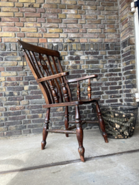 houten spijlen stoel