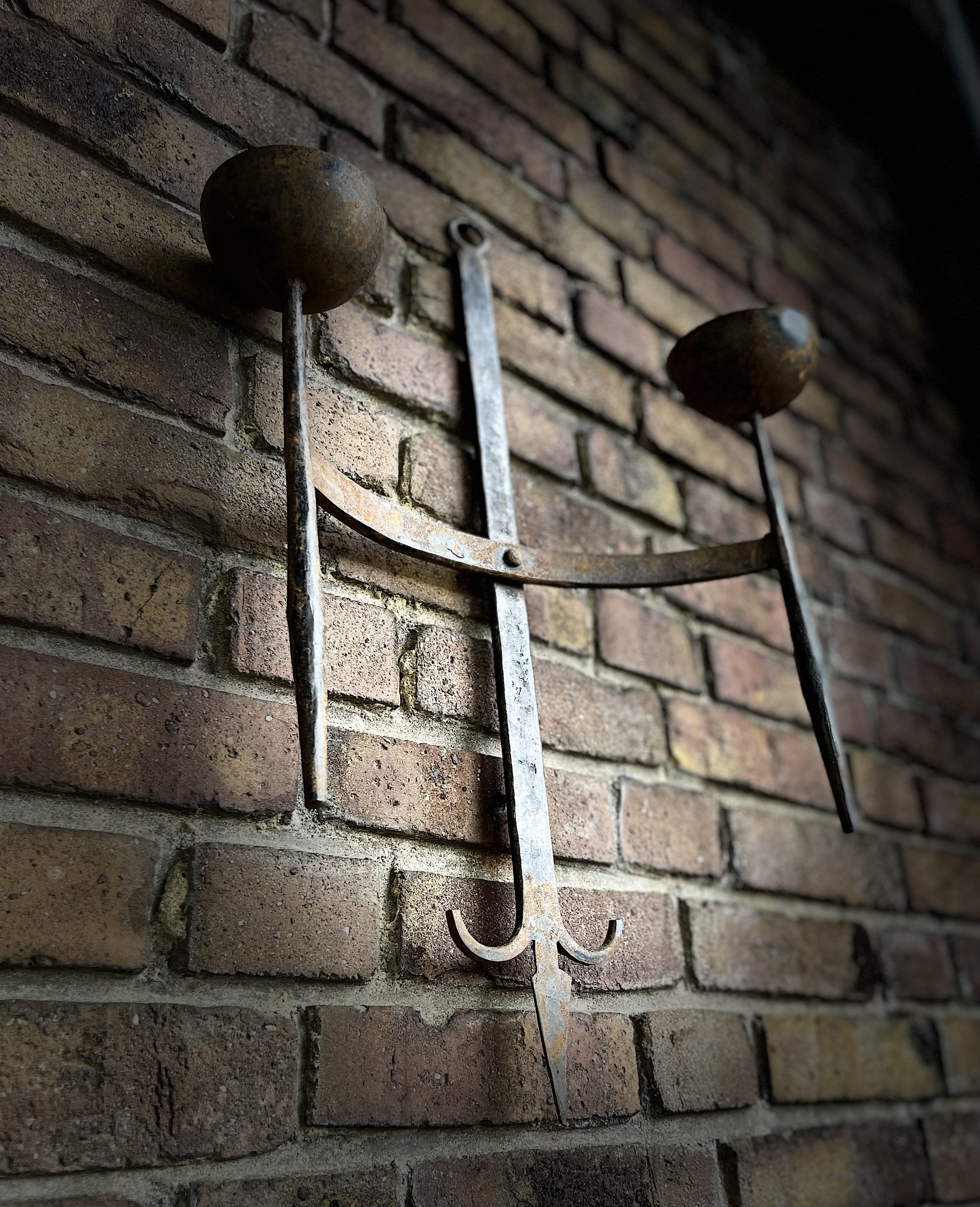 metalen wandkandelaar