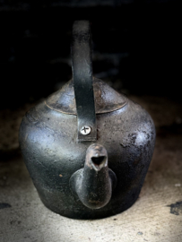 theepot gietijzer