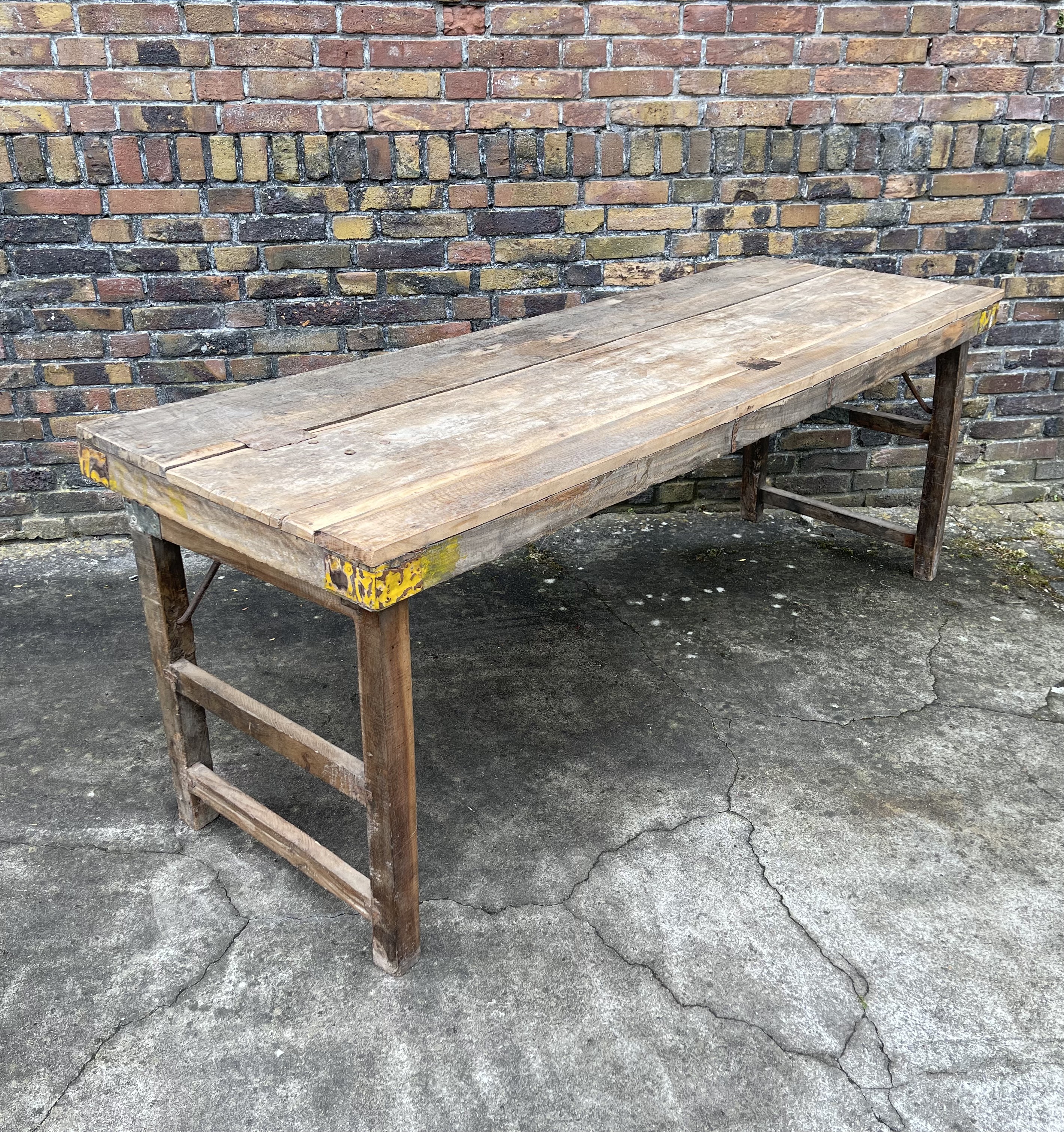 sidetable, Indiase markttafel, tafel