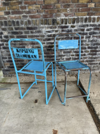 stoel, metalen blauwe stoel