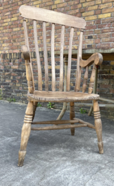 houten spijlen stoel