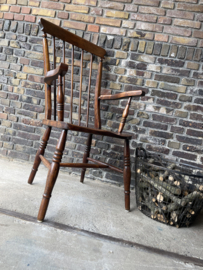 houten spijlen stoel