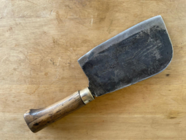 mes, metalen mes met houten handvat