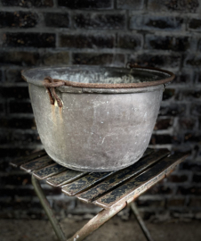 zinken pot met hengsel