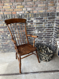 houten spijlen stoel