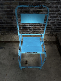 metalen blauwe stoel