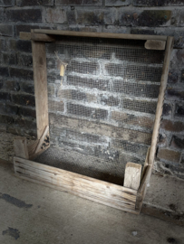 houten fruitkist met gaas