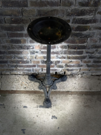 3poot zwart metaal