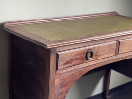 Bureau, dressoir