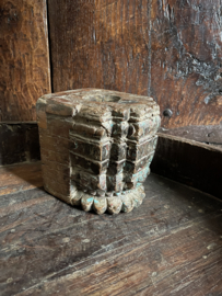 houten ornament wandkandelaar - G GG
