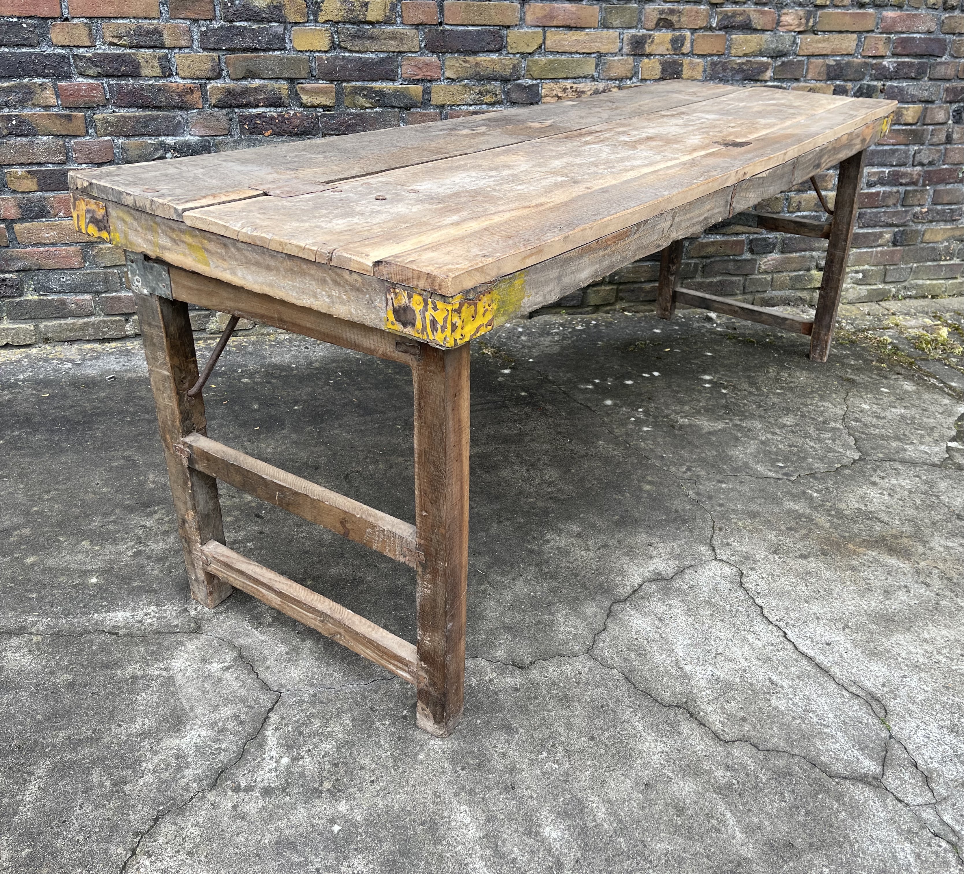Indiase markttafel, sidetable
