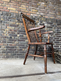 houten spijlen stoel