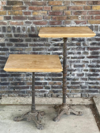 tafel met houten blad en metalen poot - hoog