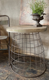 metalen houtmand tafel