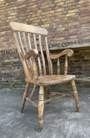 houten spijlen stoel