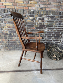 houten spijlen stoel