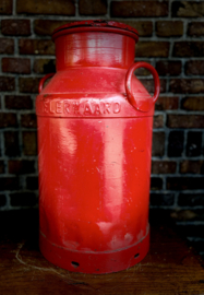 melkbus, emaille melkbus, vintage melkbus rood