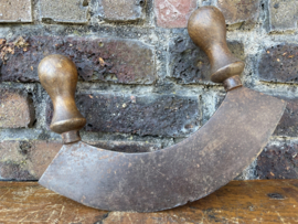 wiegemes of mezzaluna