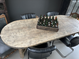 ovale eettafel