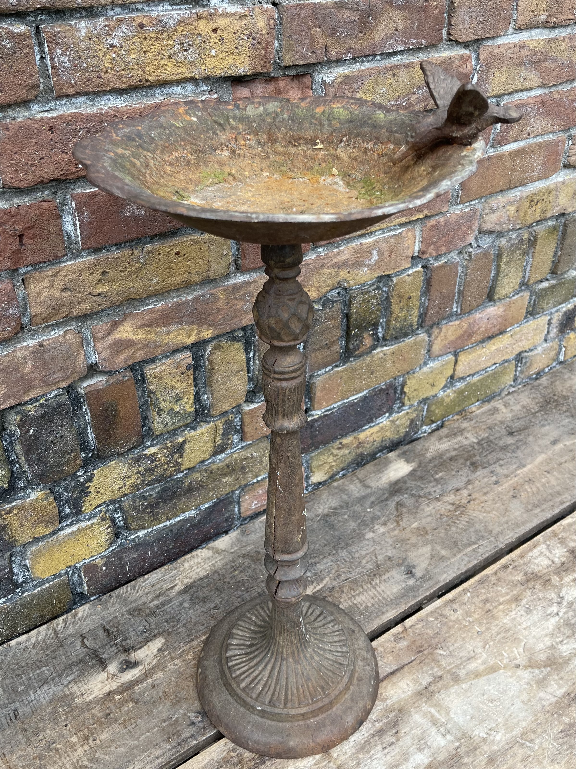 vogelbadje hoog