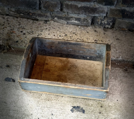 tray, houten tray  met verhoogde rand