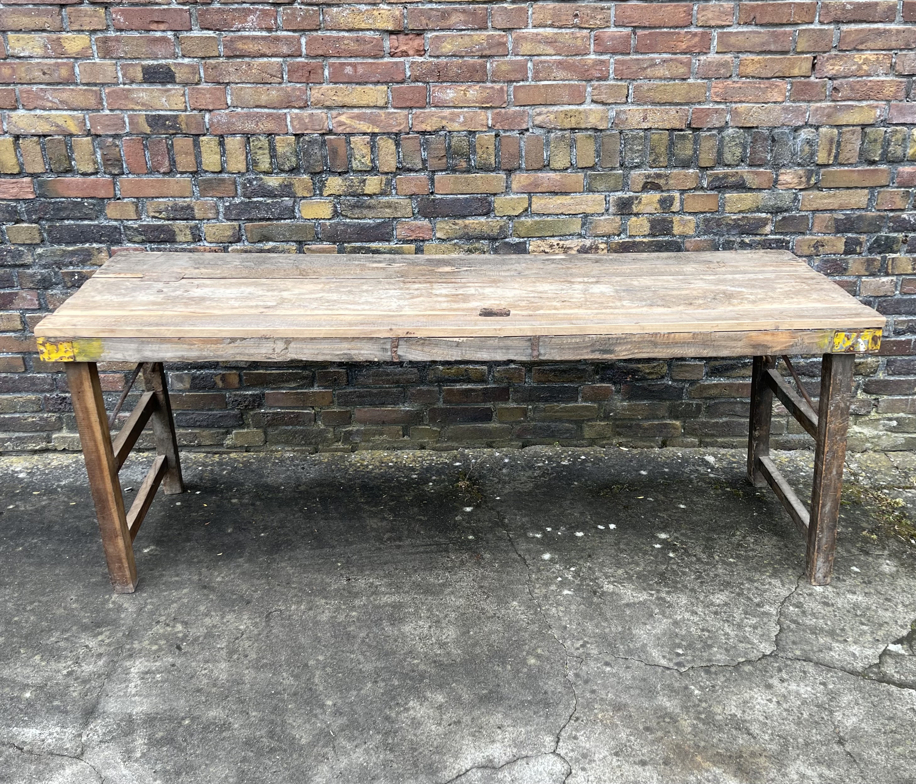 sidetable, Indiase markttafel, tafel