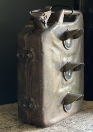 jerrycan lamp